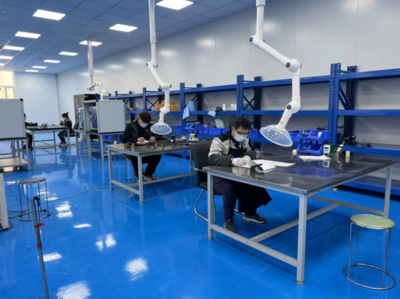 寶山7家企業(yè)入選市級(jí)科技小巨人名單，電子科技研發(fā)成亮點(diǎn)